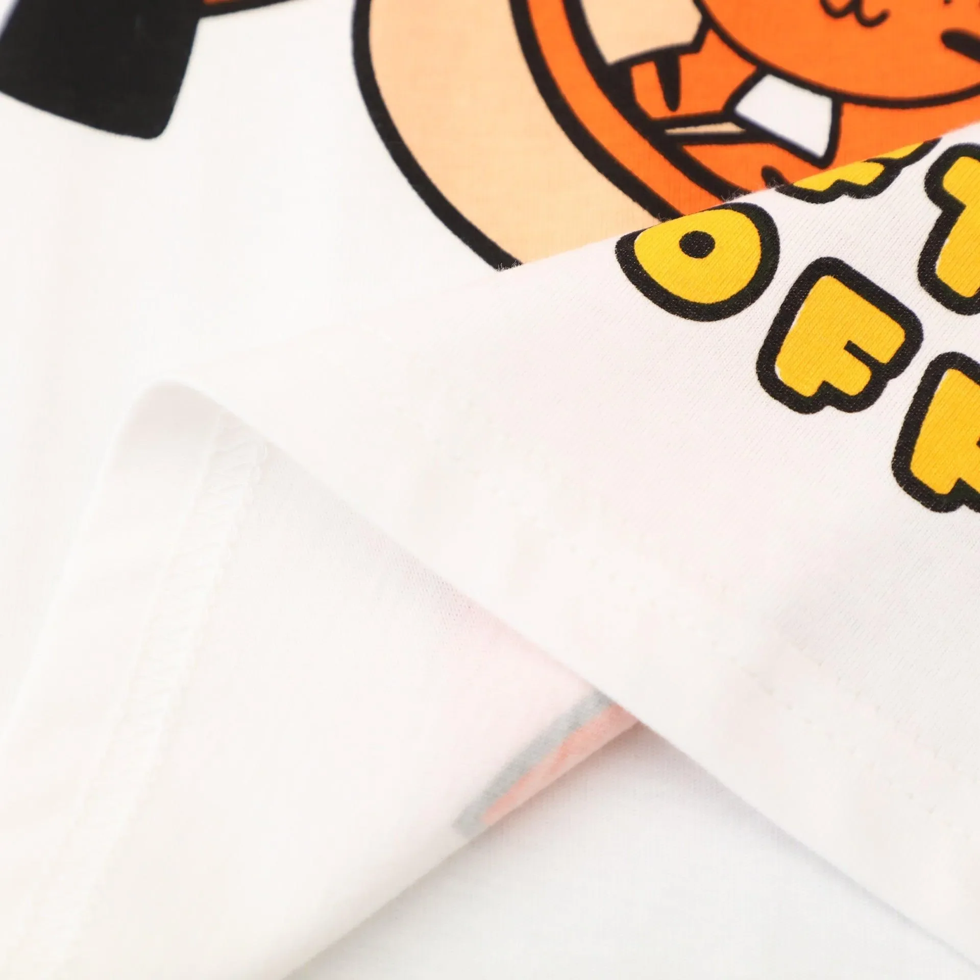 Cartoon Pattern T-shirt - Image 4