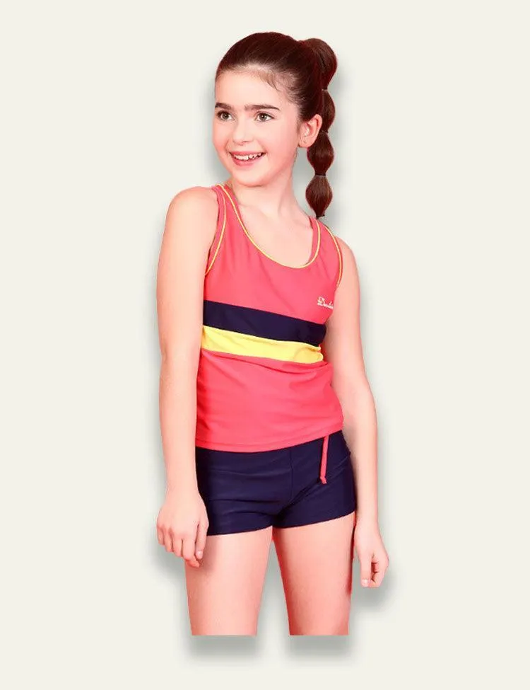 Minimalist Split Flat Angle Swimsuit