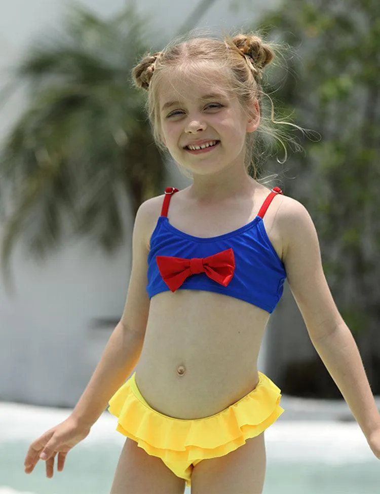 Sweet Split Swimsuit with Ruffled Edges - Image 2